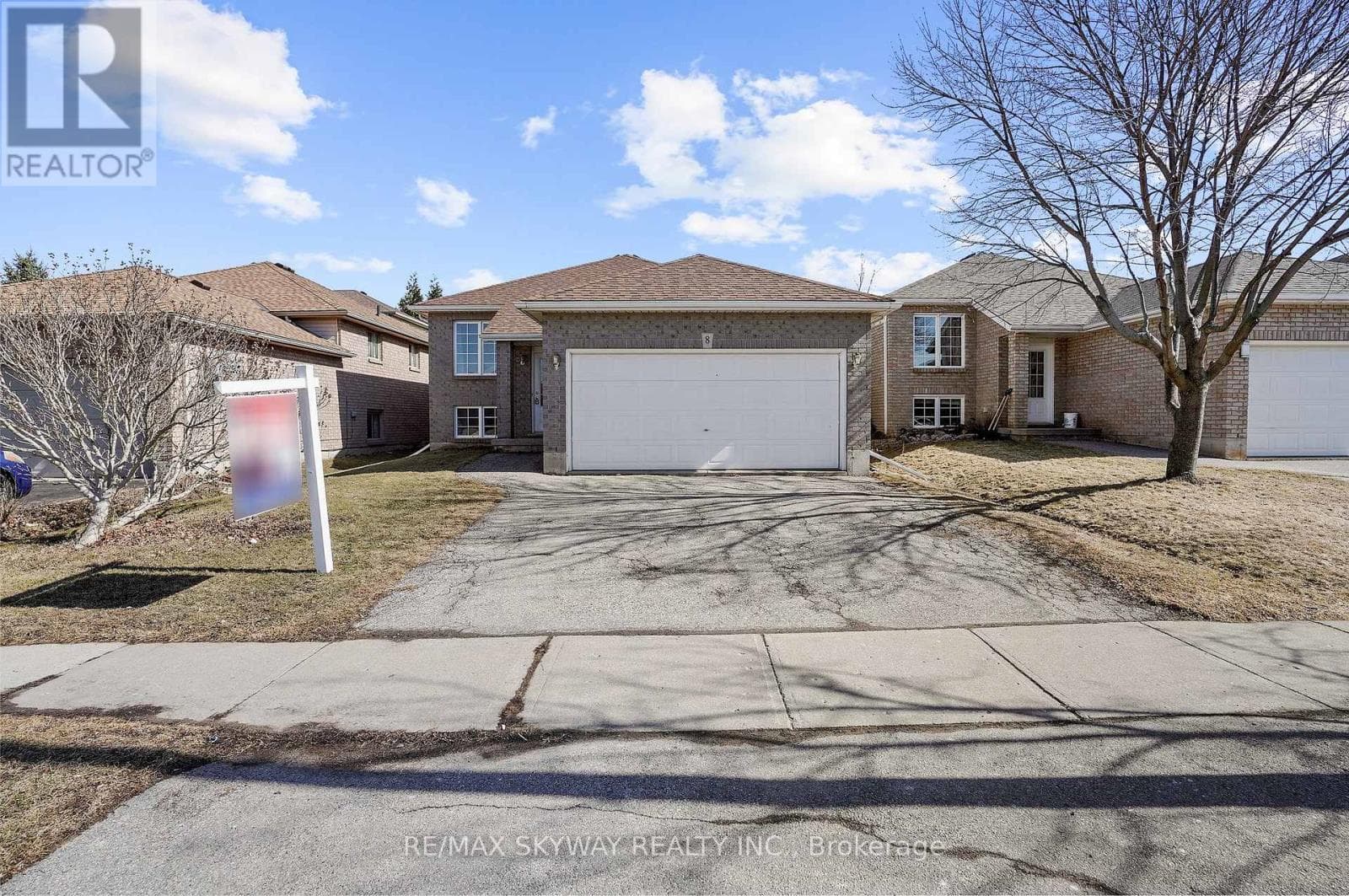 5 bed 3 bath single family at 8 BRADLEY LANE — $725,000