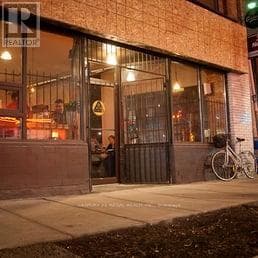 1434 DUNDAS STREET W photo 3