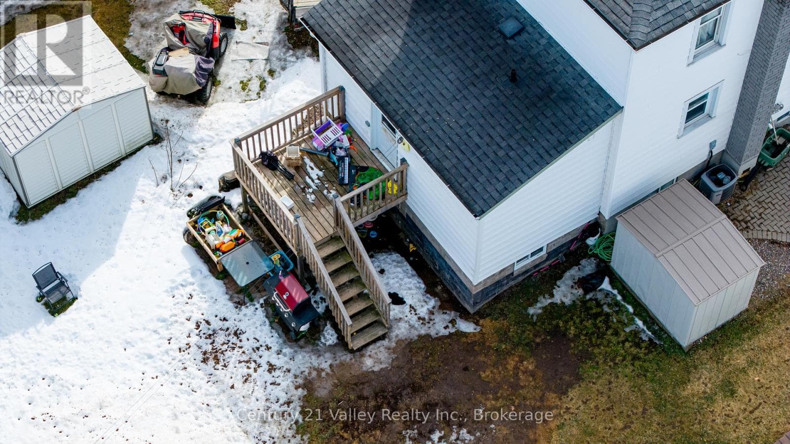127 JENNET STREET photo 3