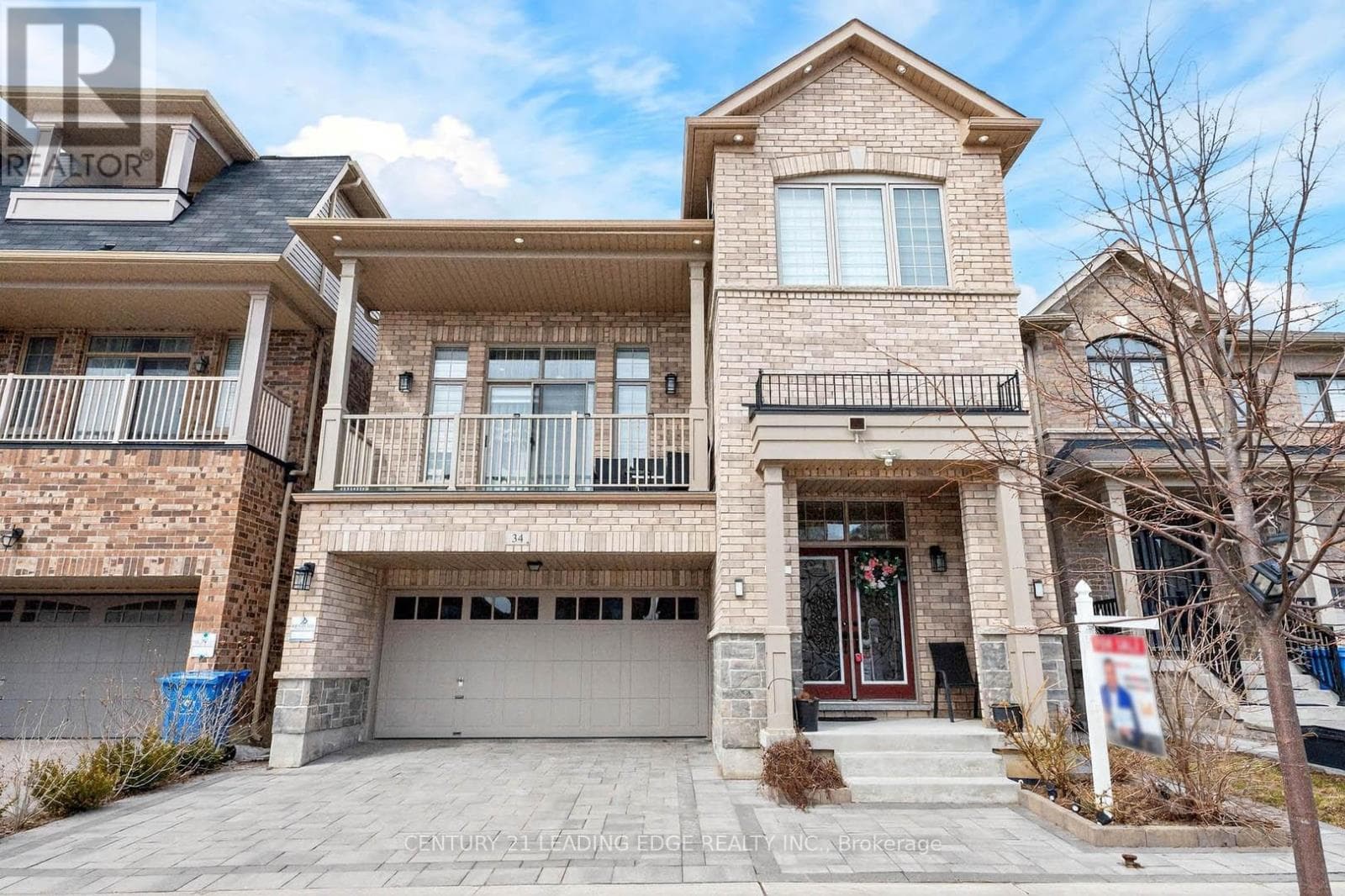 5 bed 5 bath single family at 34 BUTTONLEAF CRESCENT — $1,400,000
