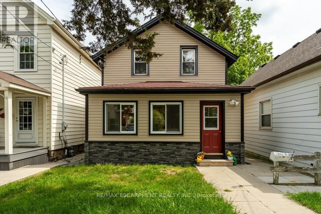 4 bed 2 bath multi-family at 15 ADELAIDE STREET — $669,900