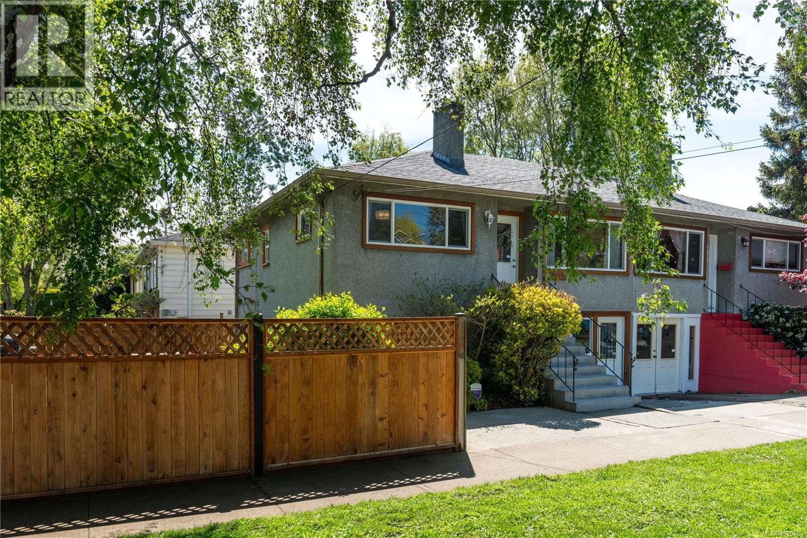 3 bed 2 bath single family at 1451 Brooke St — $899,000