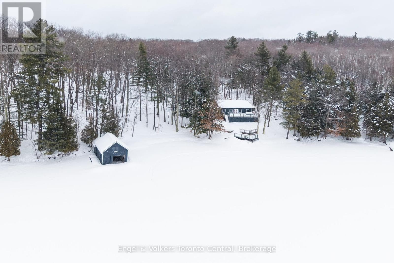1246 PURDY ROAD photo 2