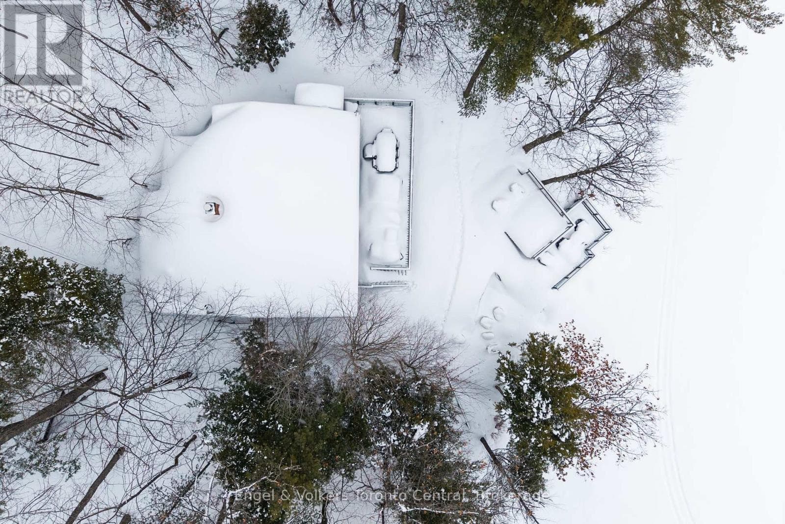 1246 PURDY ROAD photo 4