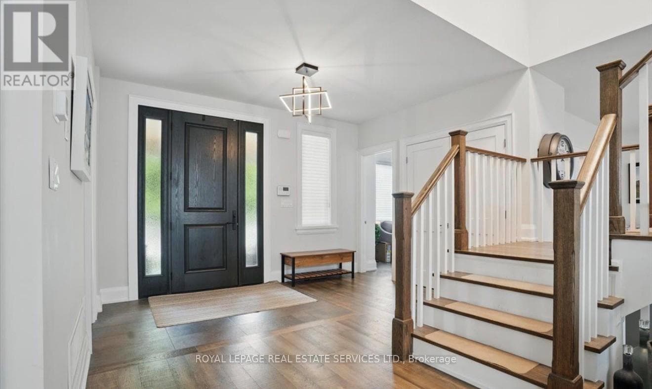2163 DEYNCOURT DRIVE photo 4