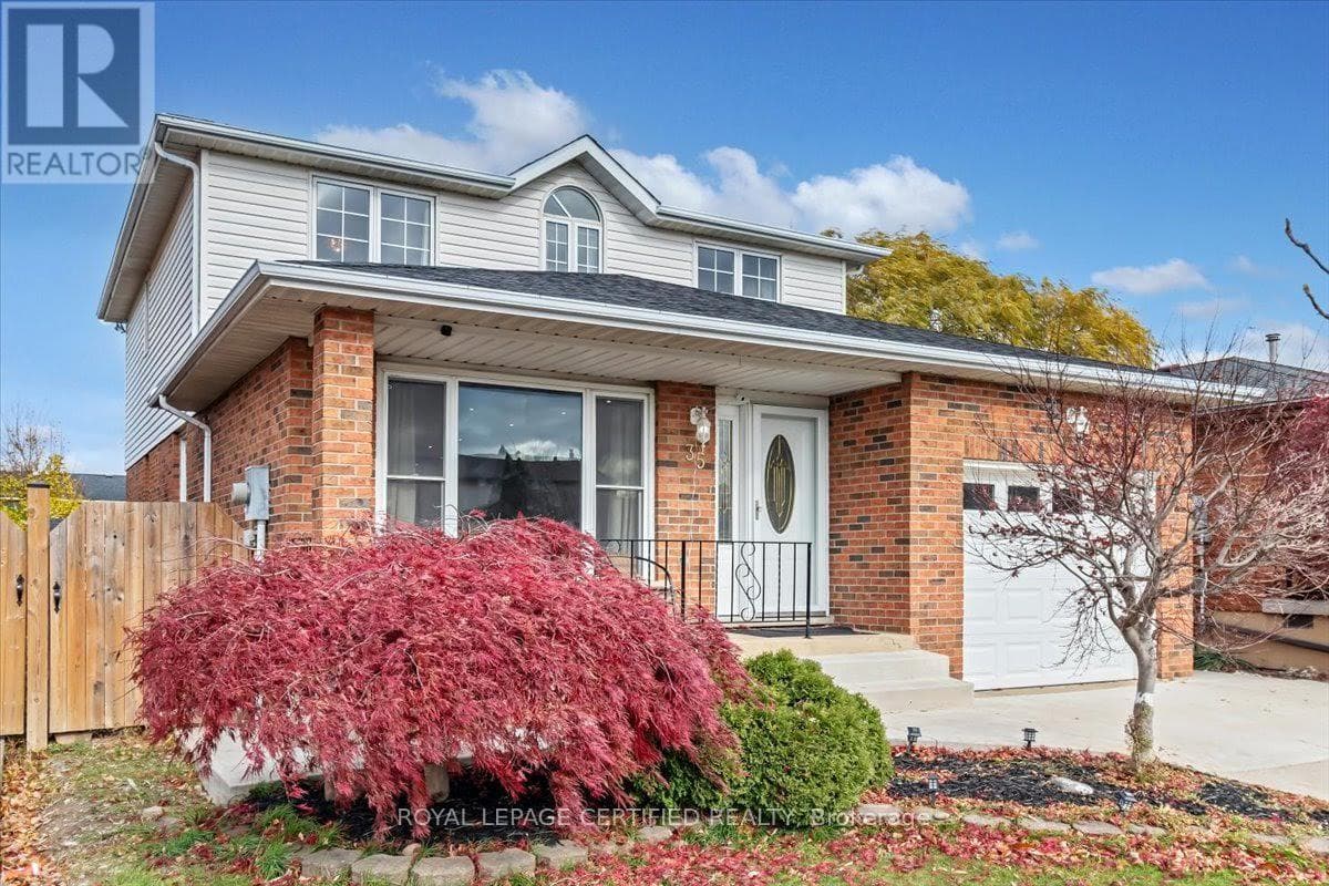 35 TRENHOLME CRESCENT photo 3