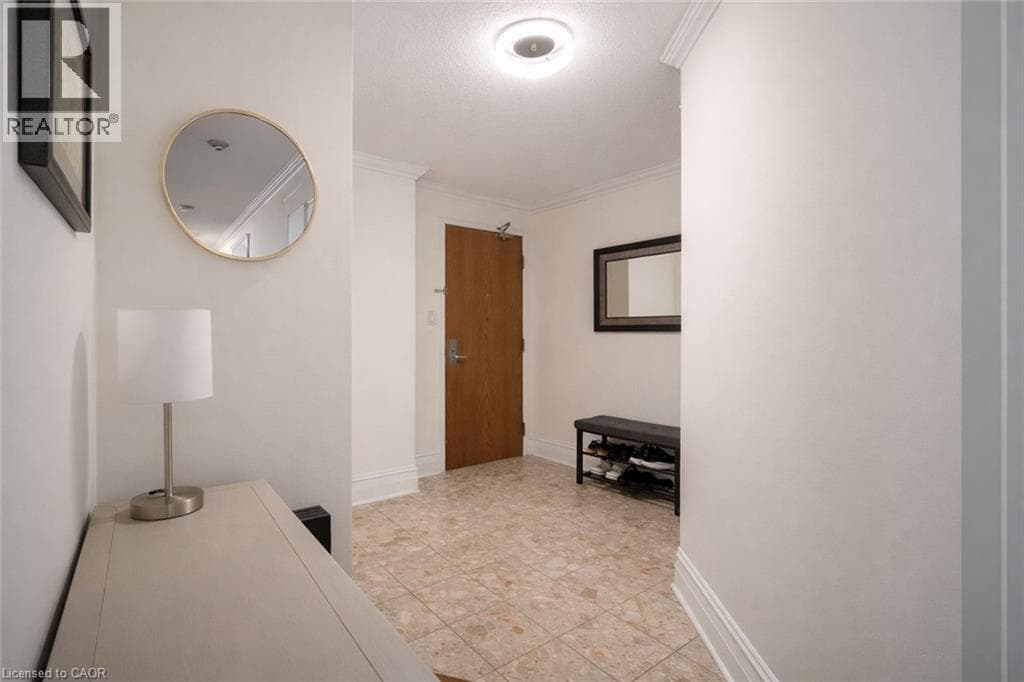67 CAROLINE Street S Unit# 102 photo 3