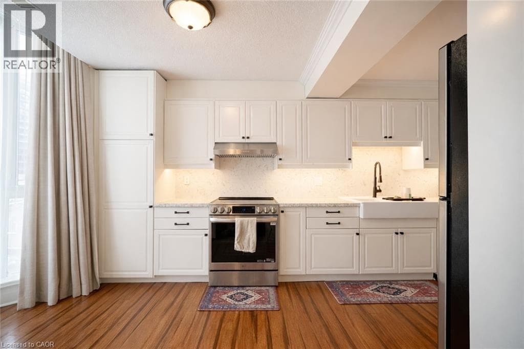 67 CAROLINE Street S Unit# 102 photo 5