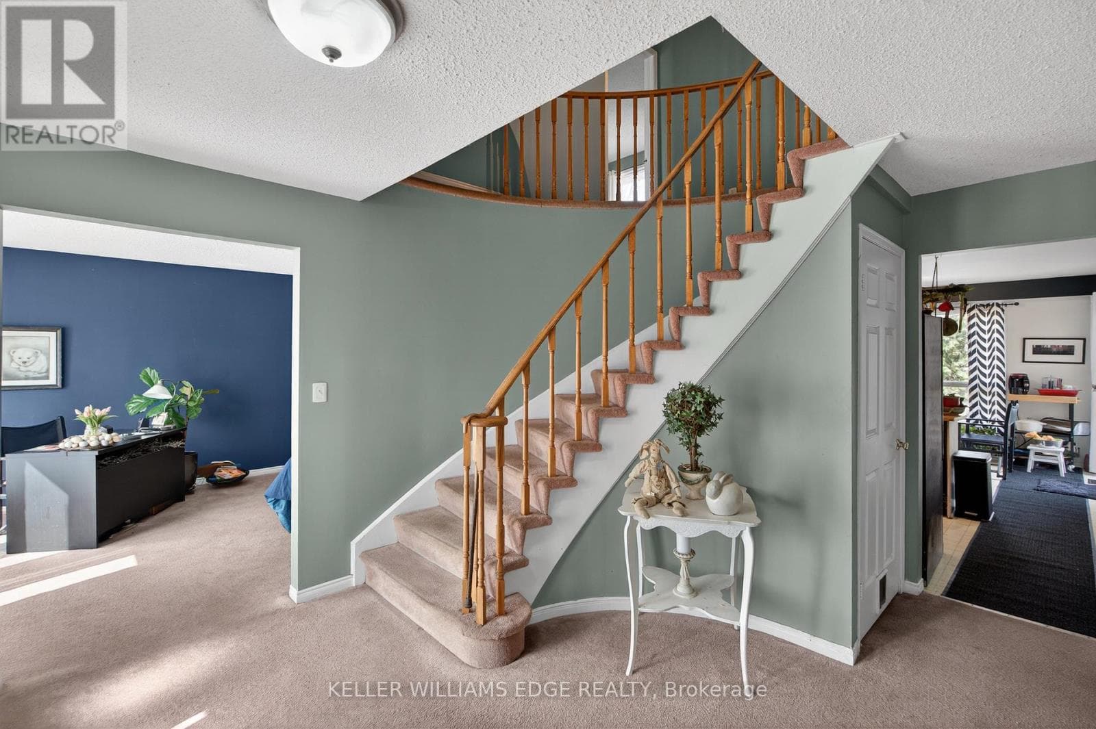 11 GIFFIN ROAD photo 4