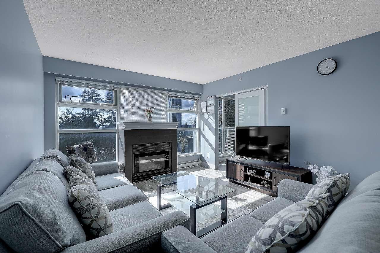 905 9830 WHALLEY BOULEVARD photo 4