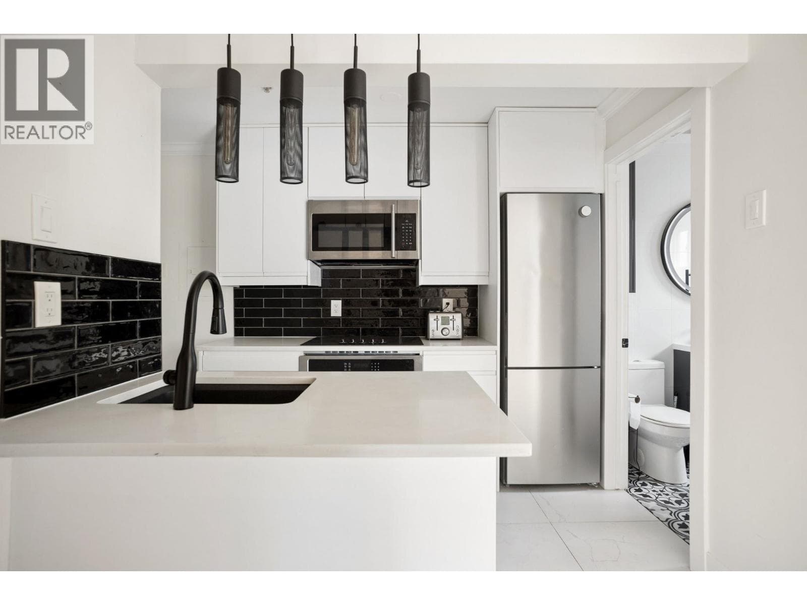 1 bed 1 bath single family at 213 1940 BARCLAY STREET — $460,000