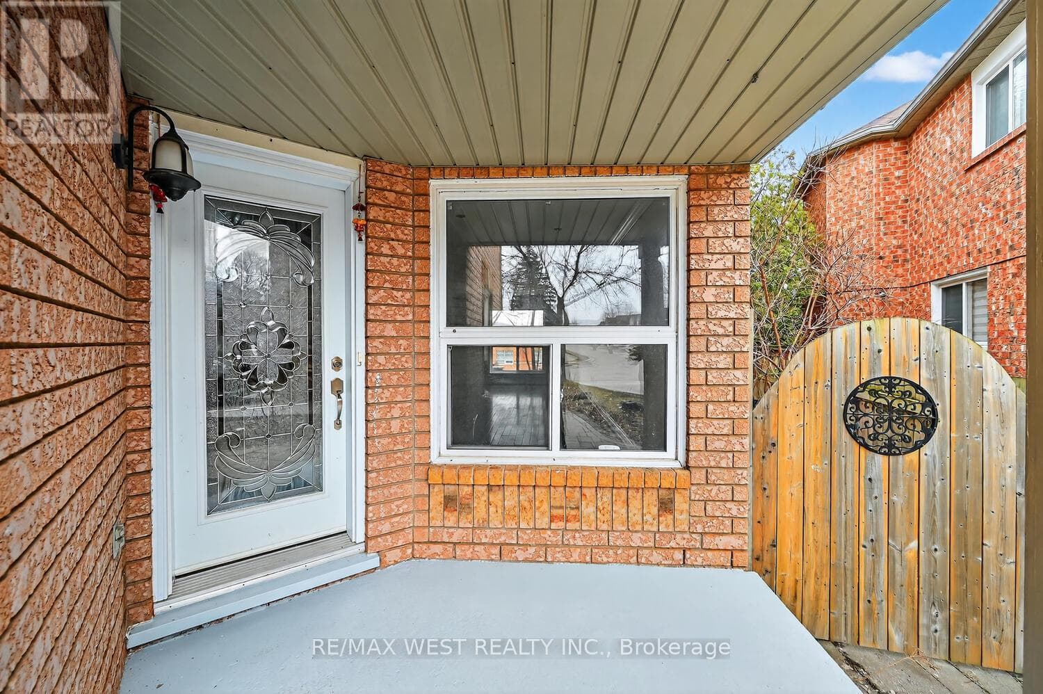 75 FORESTGROVE CIRCLE photo 4