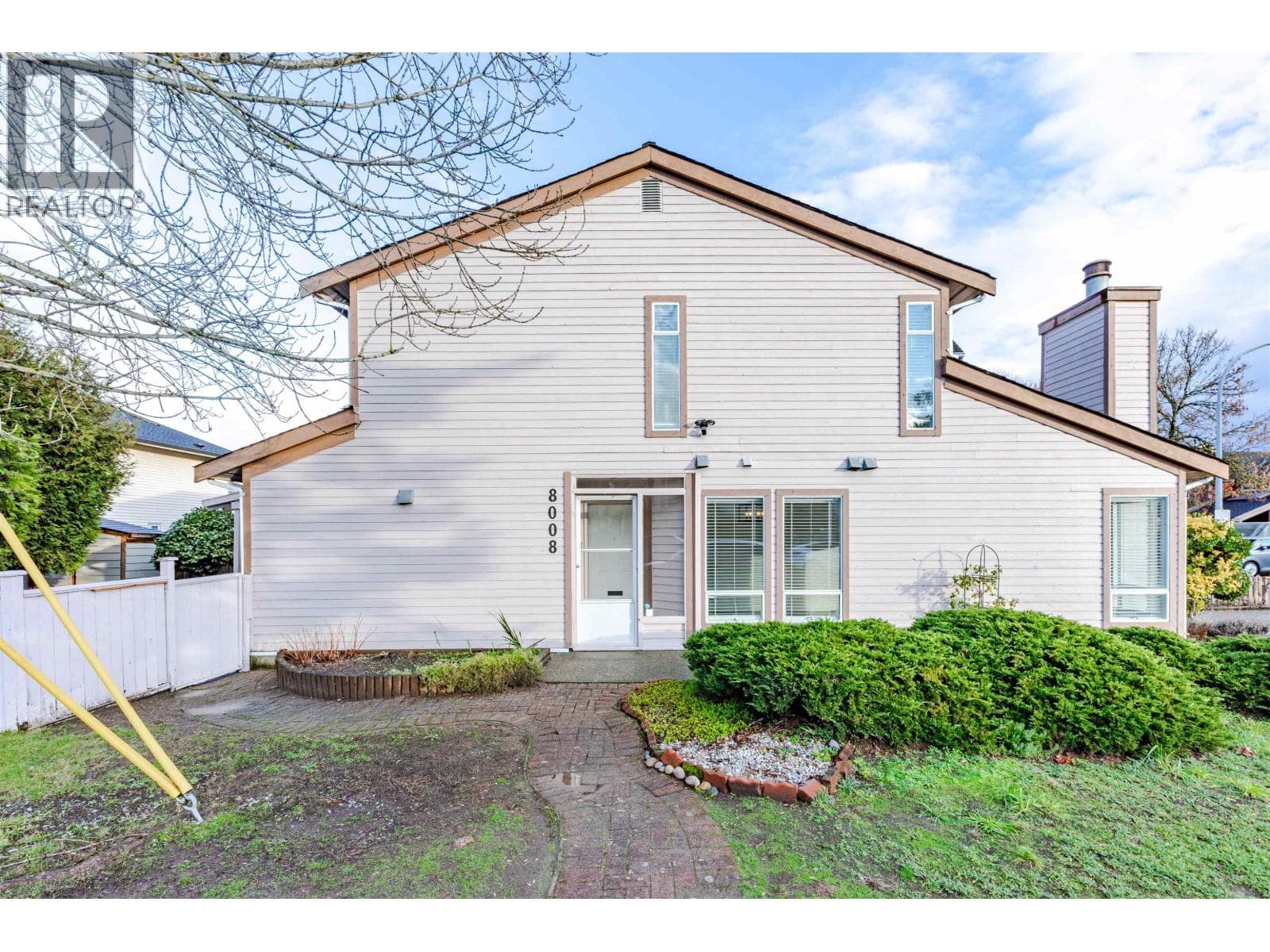 8008 ASH STREET photo 3