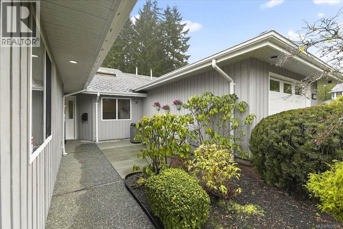 2 bed 2 bath single family at 3515 Huff Dr — $545,000