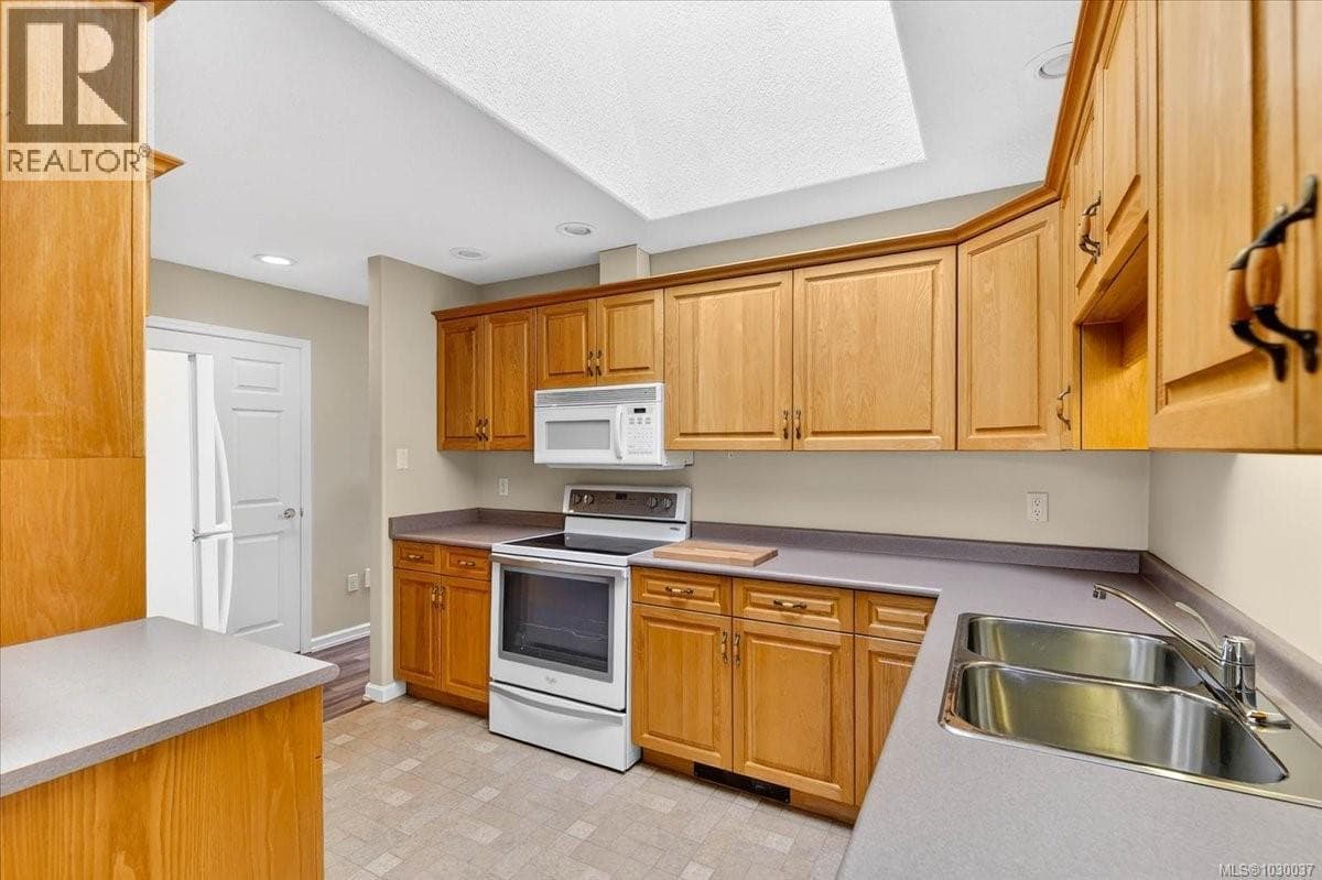 3515 Huff Dr photo 3