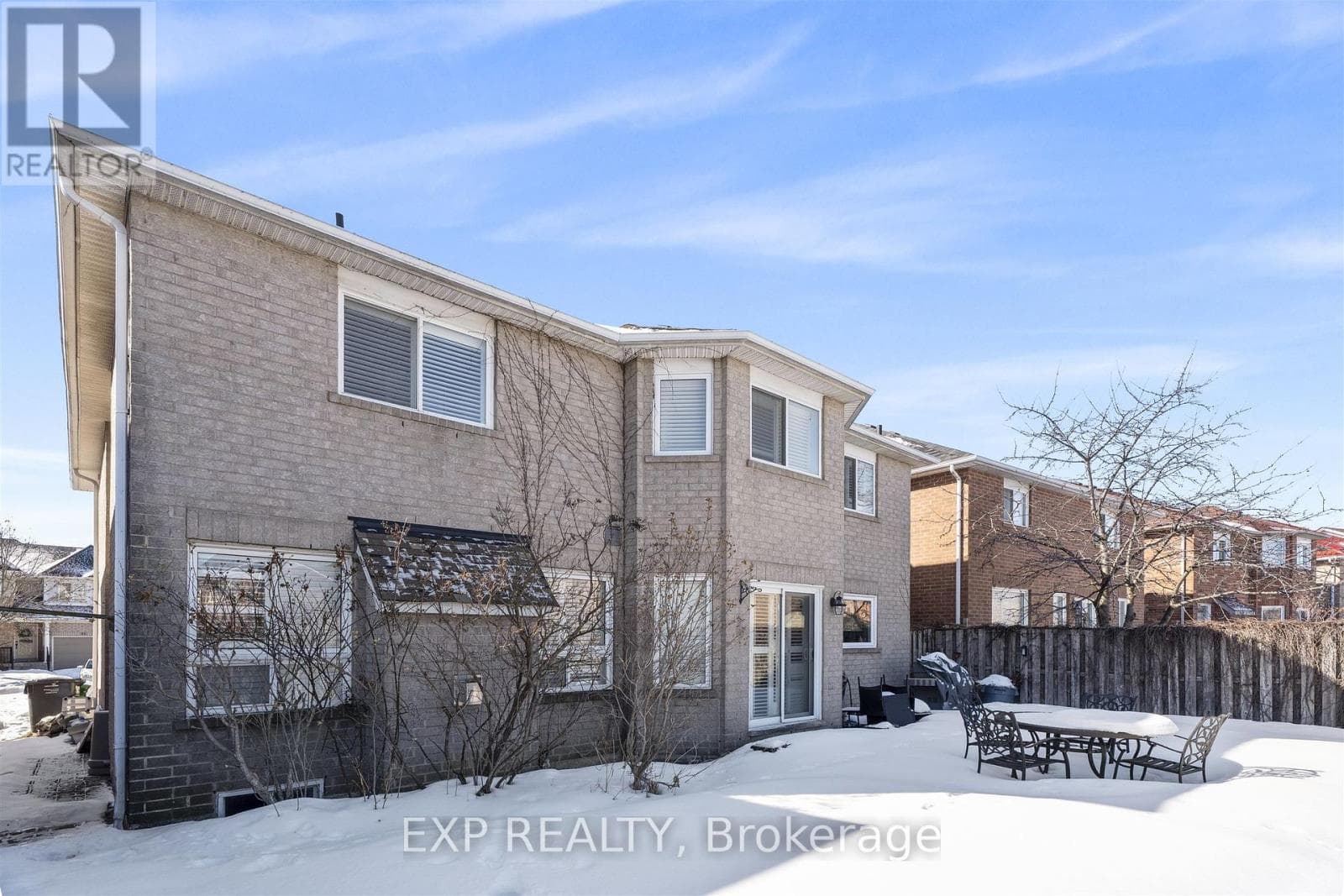 76 HIBERTON CRESCENT photo 2