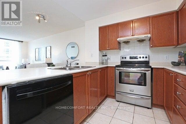 312 - 18 PARKVIEW AVENUE photo 3