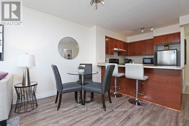 312 - 18 PARKVIEW AVENUE photo 4