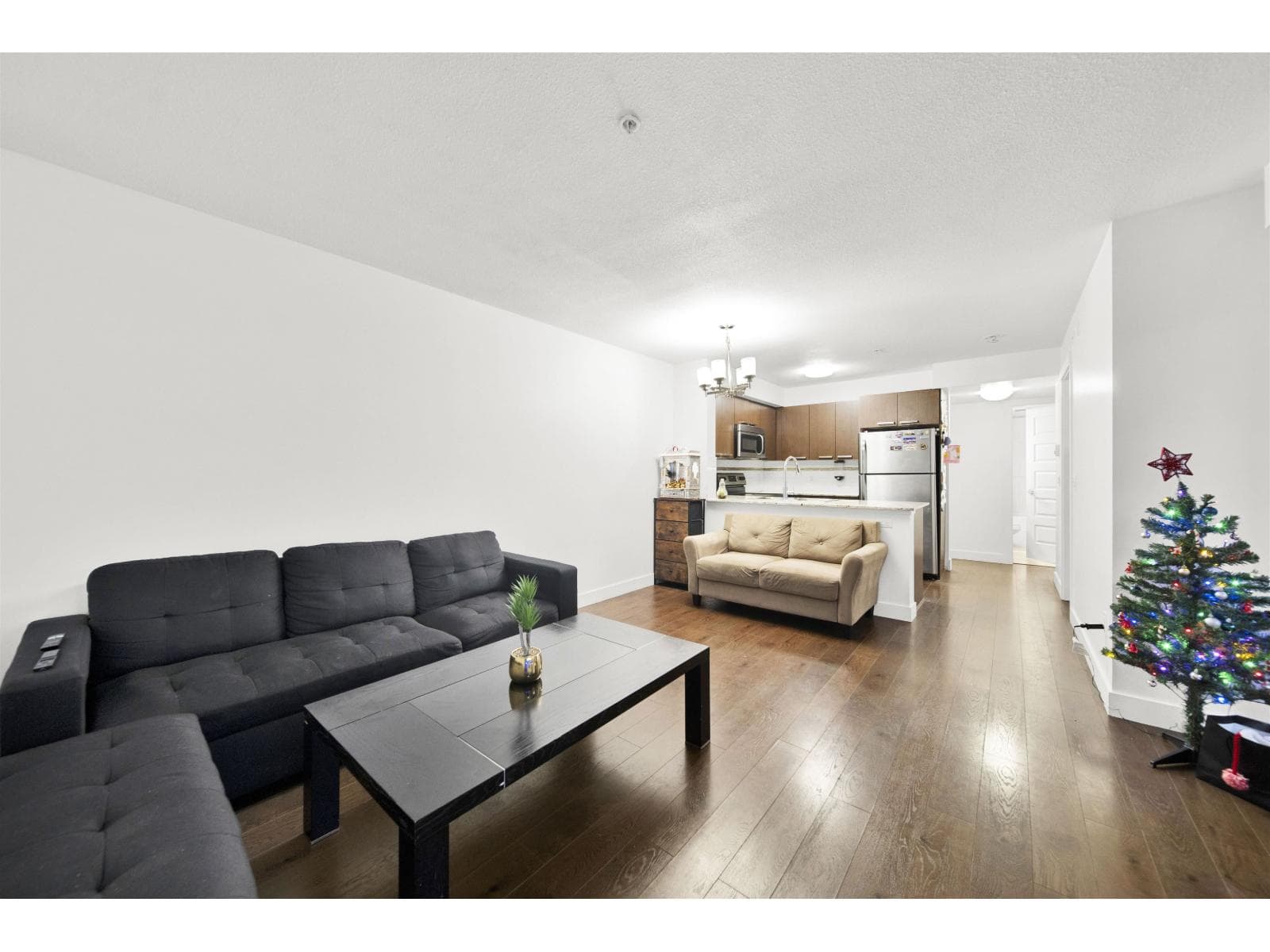 305 13883 LAUREL DRIVE photo 4
