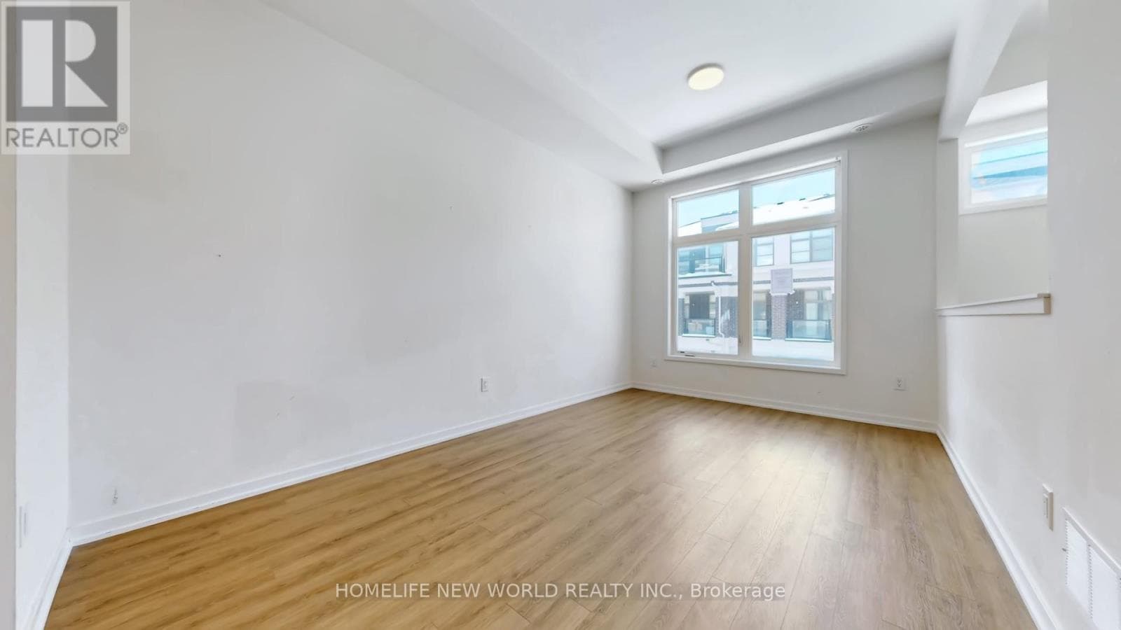 62 PANTHEON LANE photo 3
