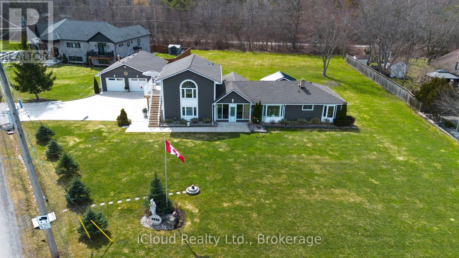 4 bed 3 bath single family at 4099 NIAGARA PARKWAY — $1,250,000