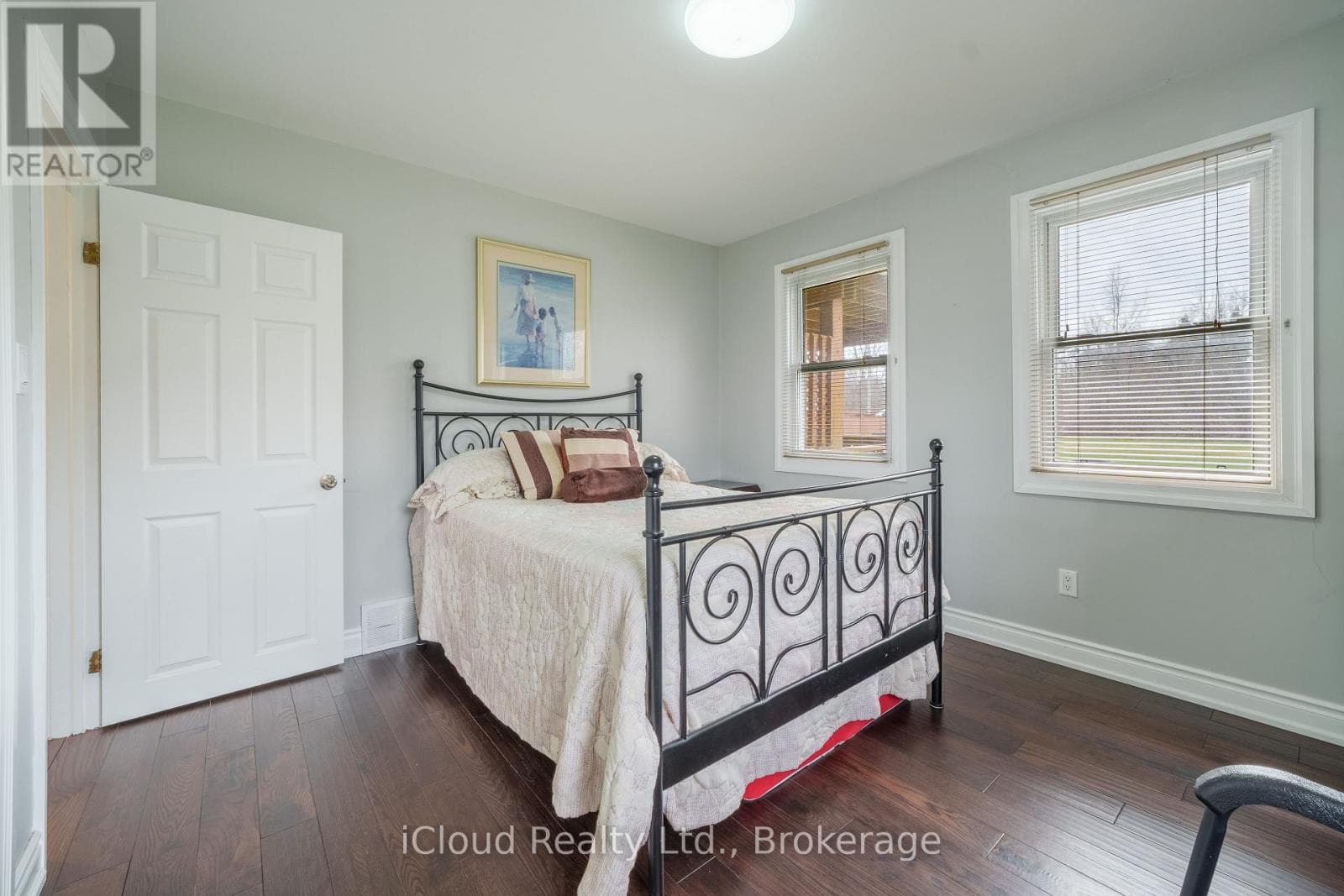 4099 NIAGARA PARKWAY photo 3