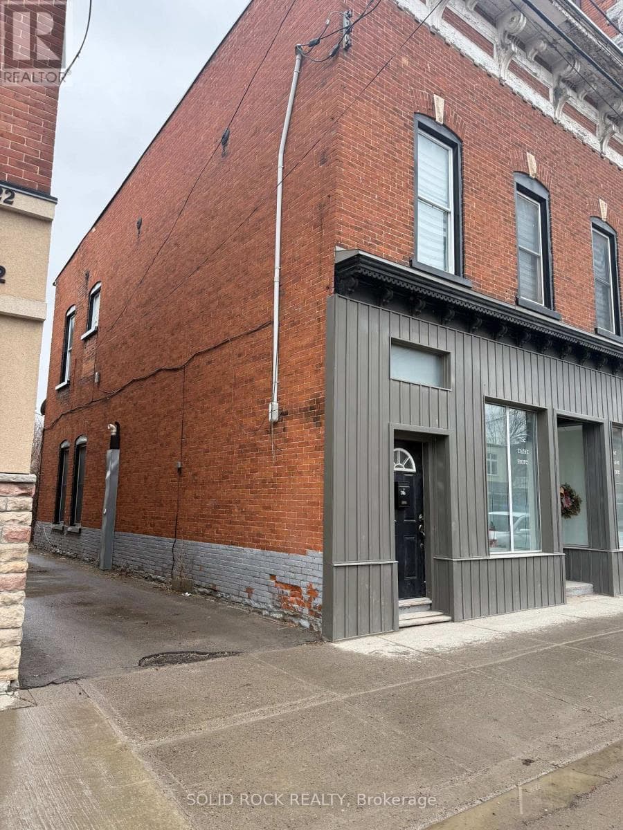 308 VICTORIA STREET N photo 3