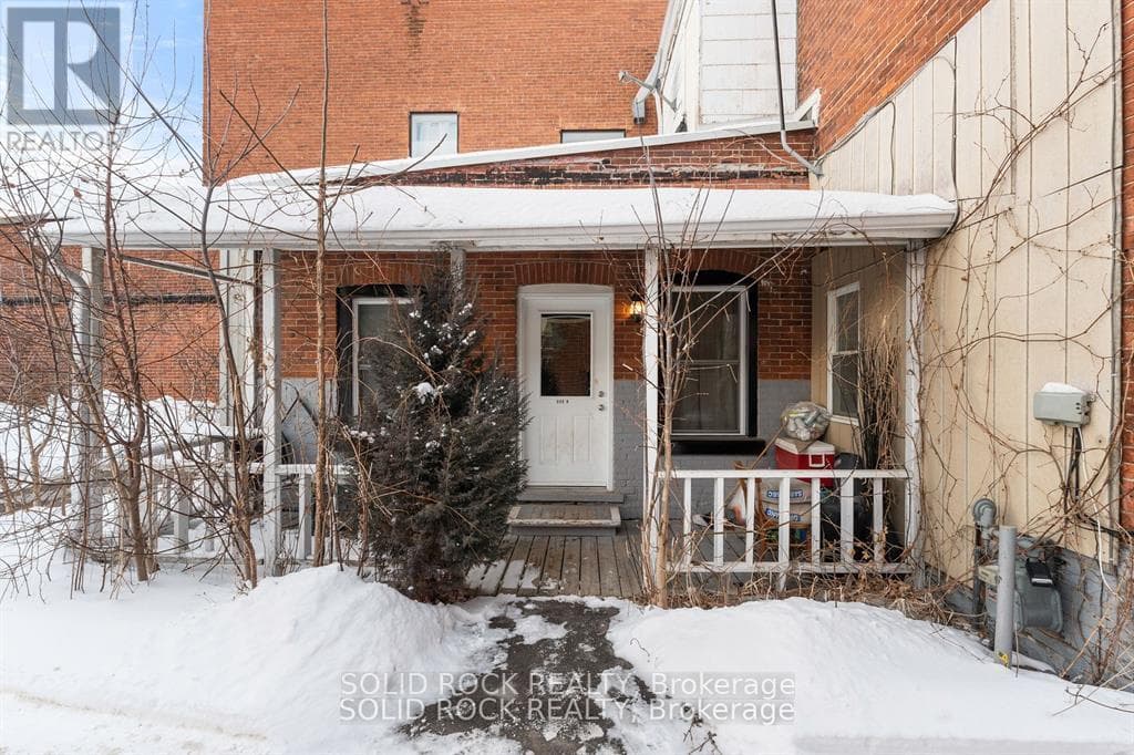 308 VICTORIA STREET N photo 5