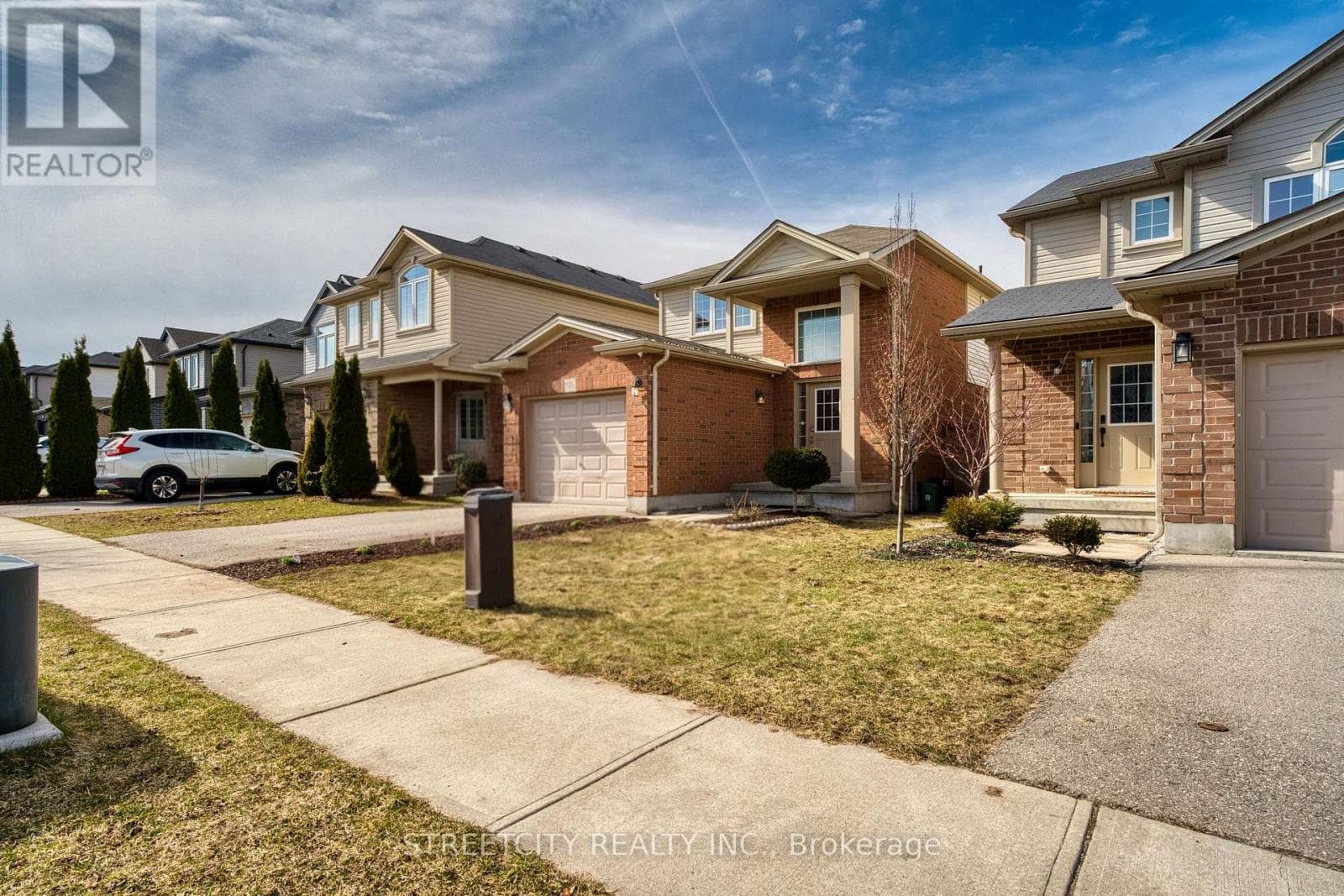 1970 FOXRIDGE CRESCENT photo 2