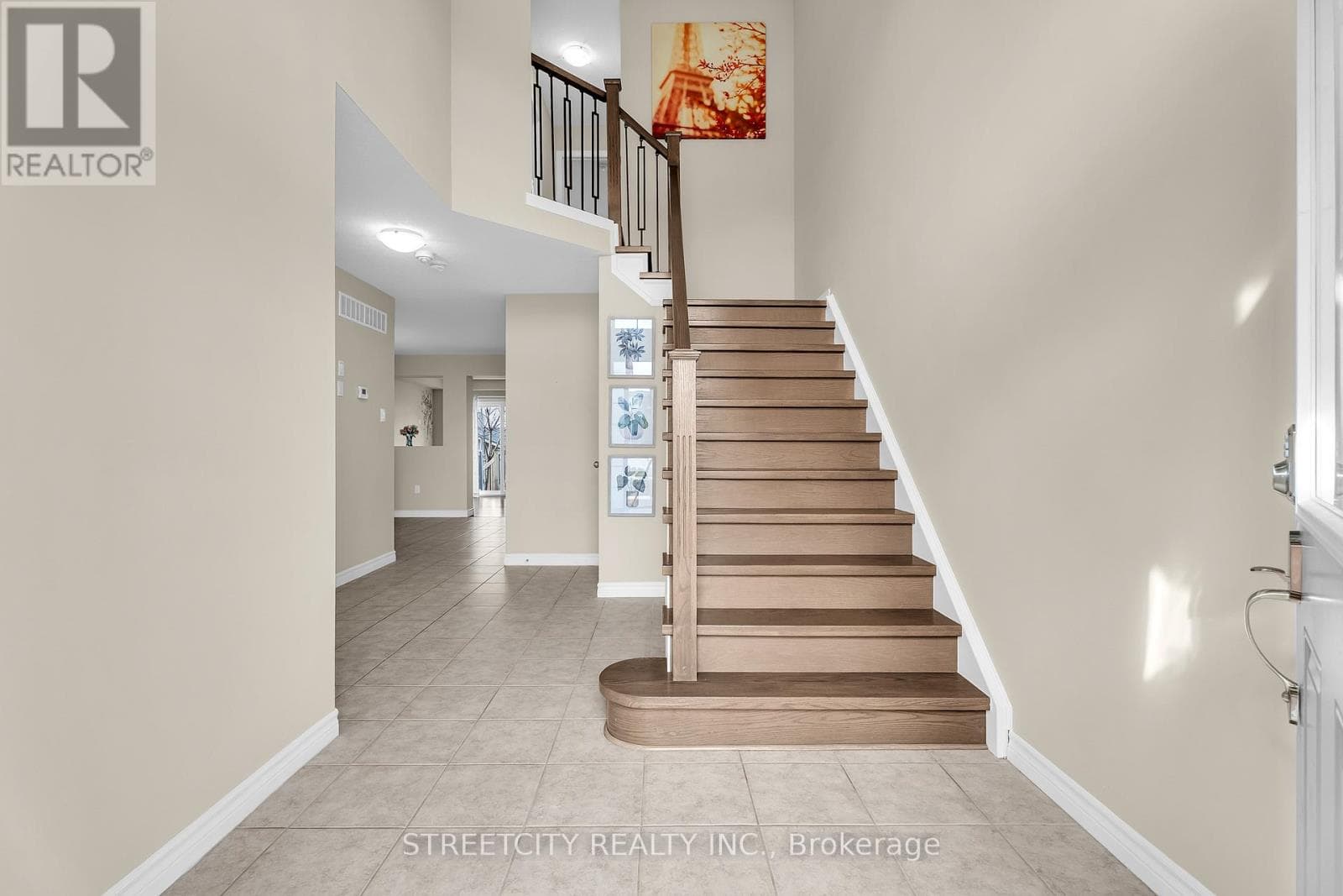 1970 FOXRIDGE CRESCENT photo 4