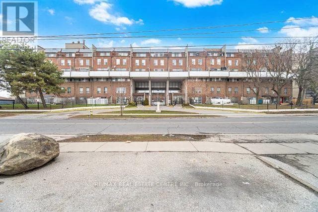 255 - 10 EDDYSTONE AVENUE photo 3
