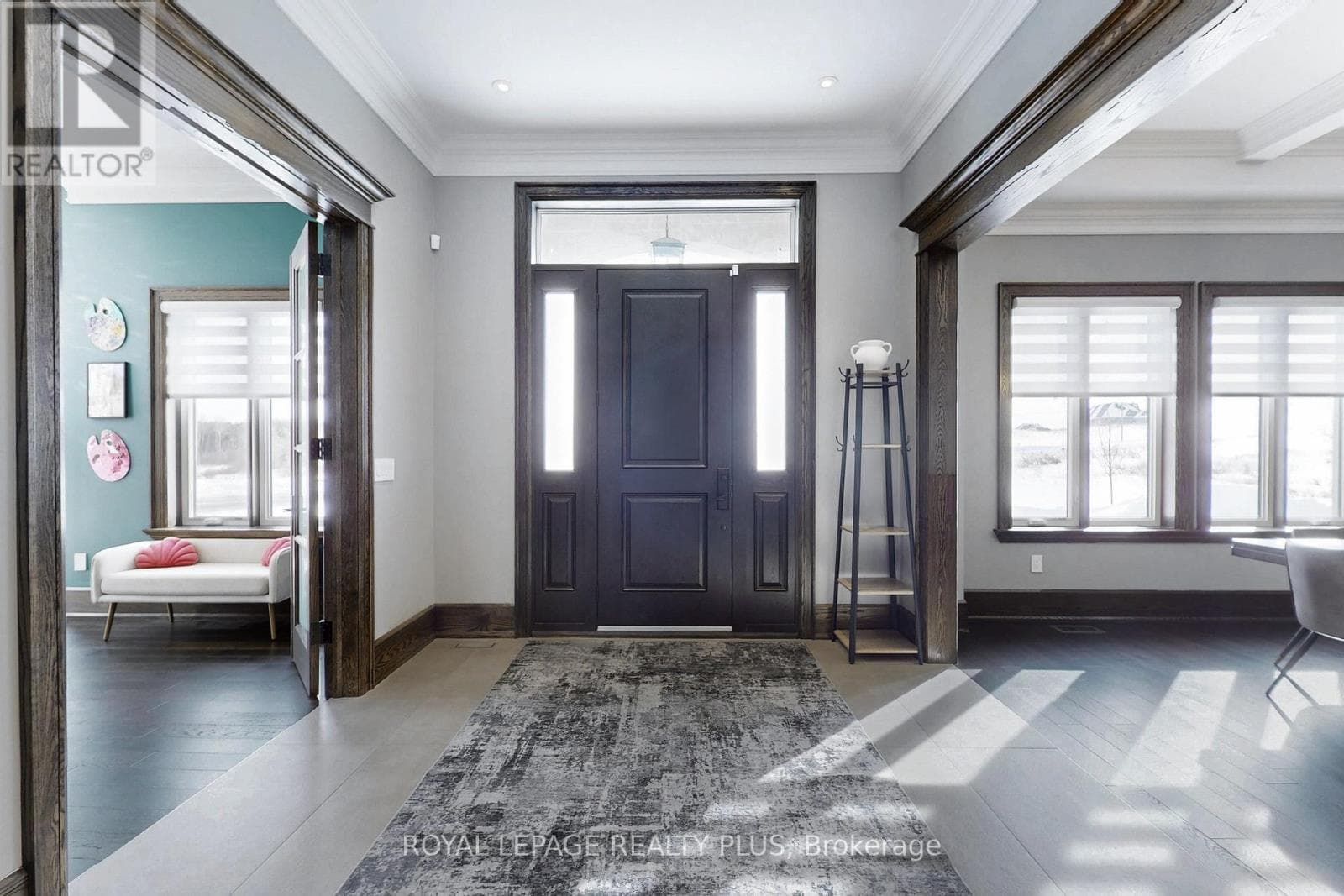 166 LOGAN ROAD photo 3