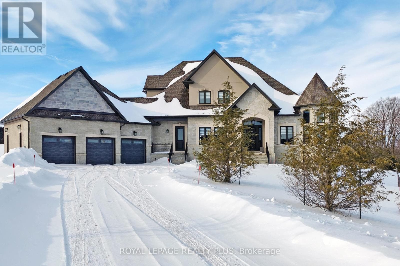 166 LOGAN ROAD photo 2