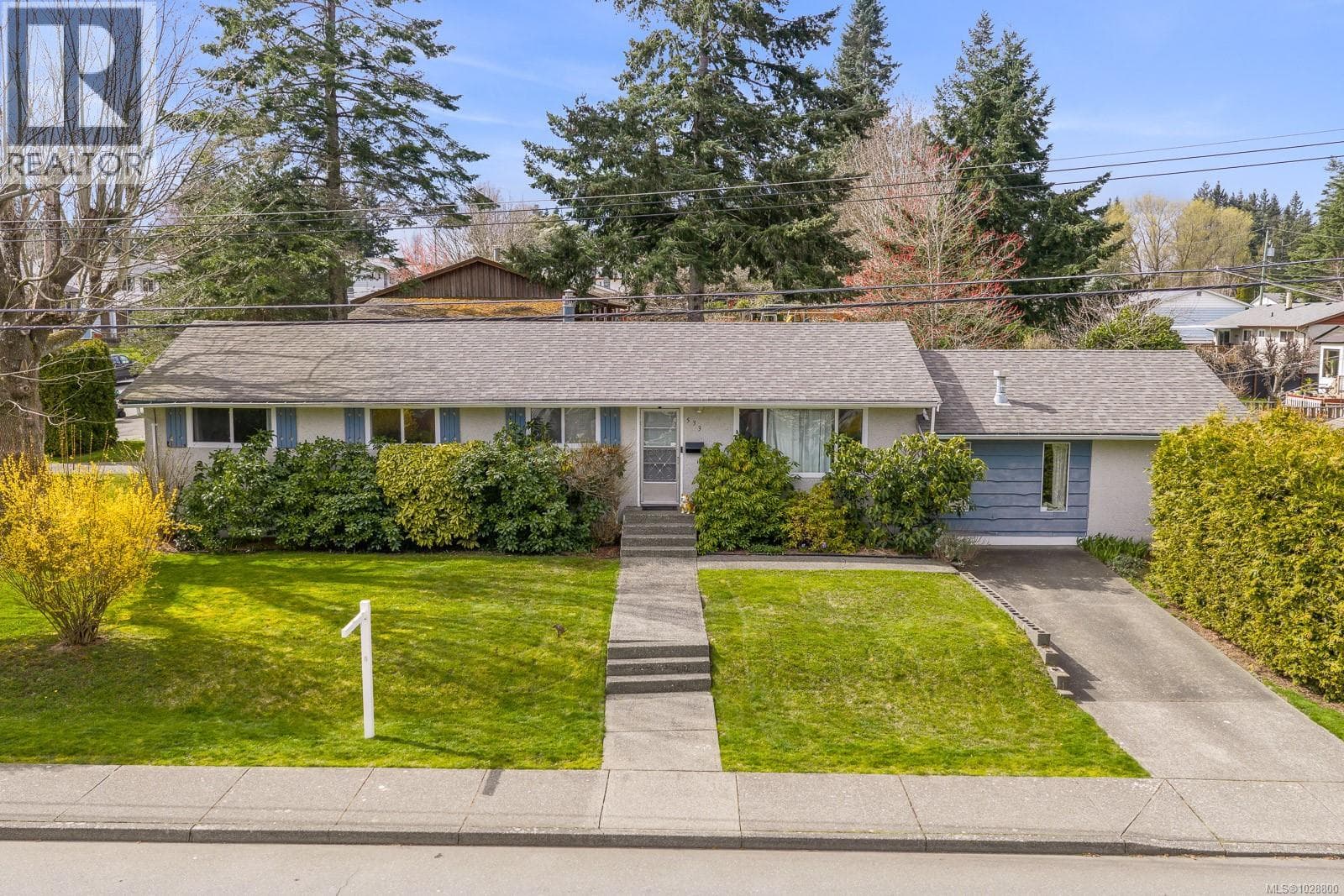 4 bed 2 bath single family at 533 Salish St — $649,900