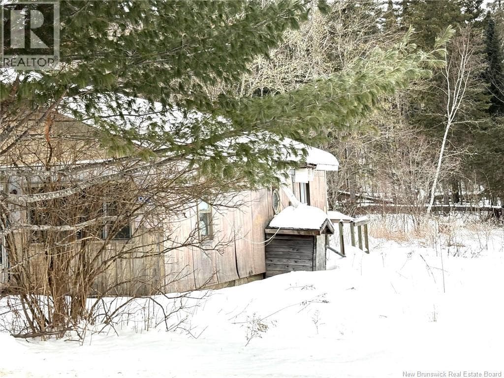 132 Taxis River Road photo 3