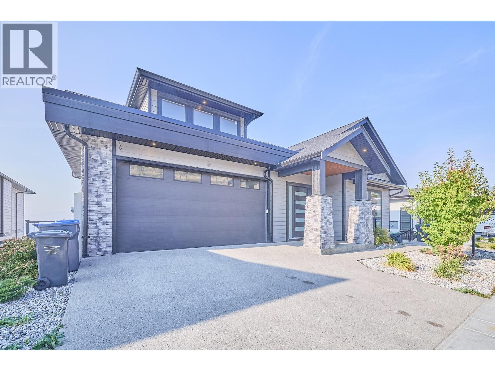 2264 Lavetta Drive photo 2