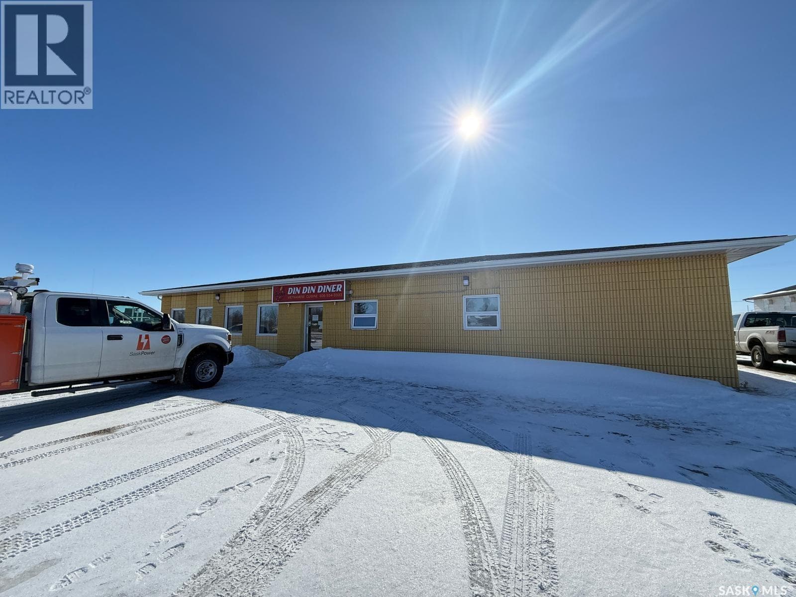 531 South Service ROAD — photo 3