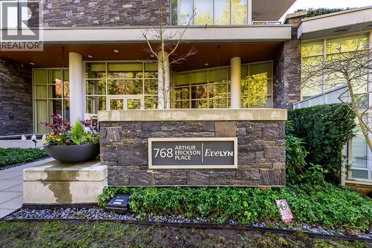 401 768 ARTHUR ERICKSON PLACE photo 4
