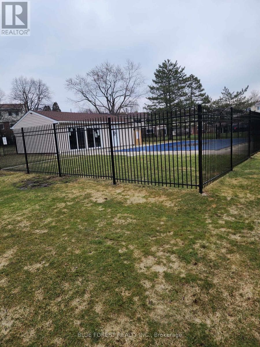 775 WILKINS STREET photo 5