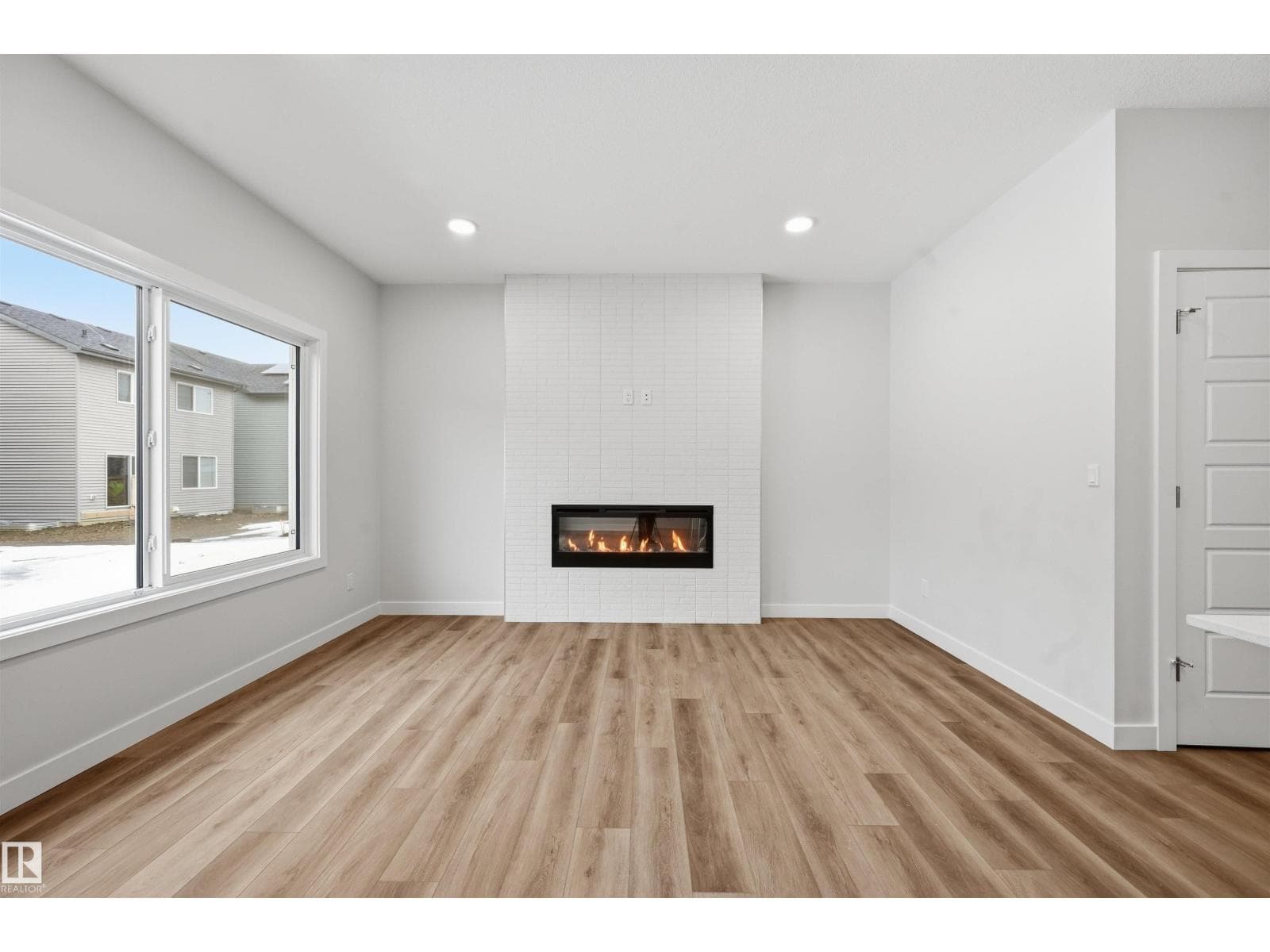 3212 DIXON WY SW photo 5