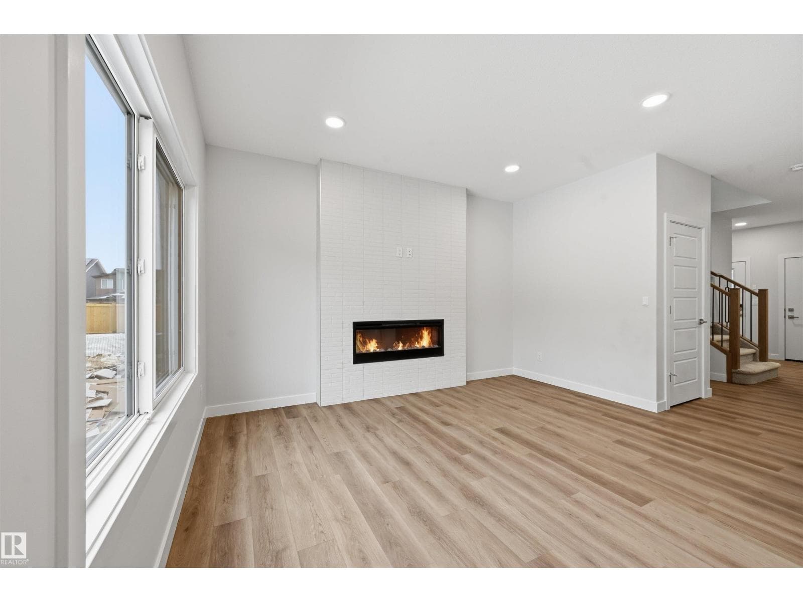 3212 DIXON WY SW photo 3
