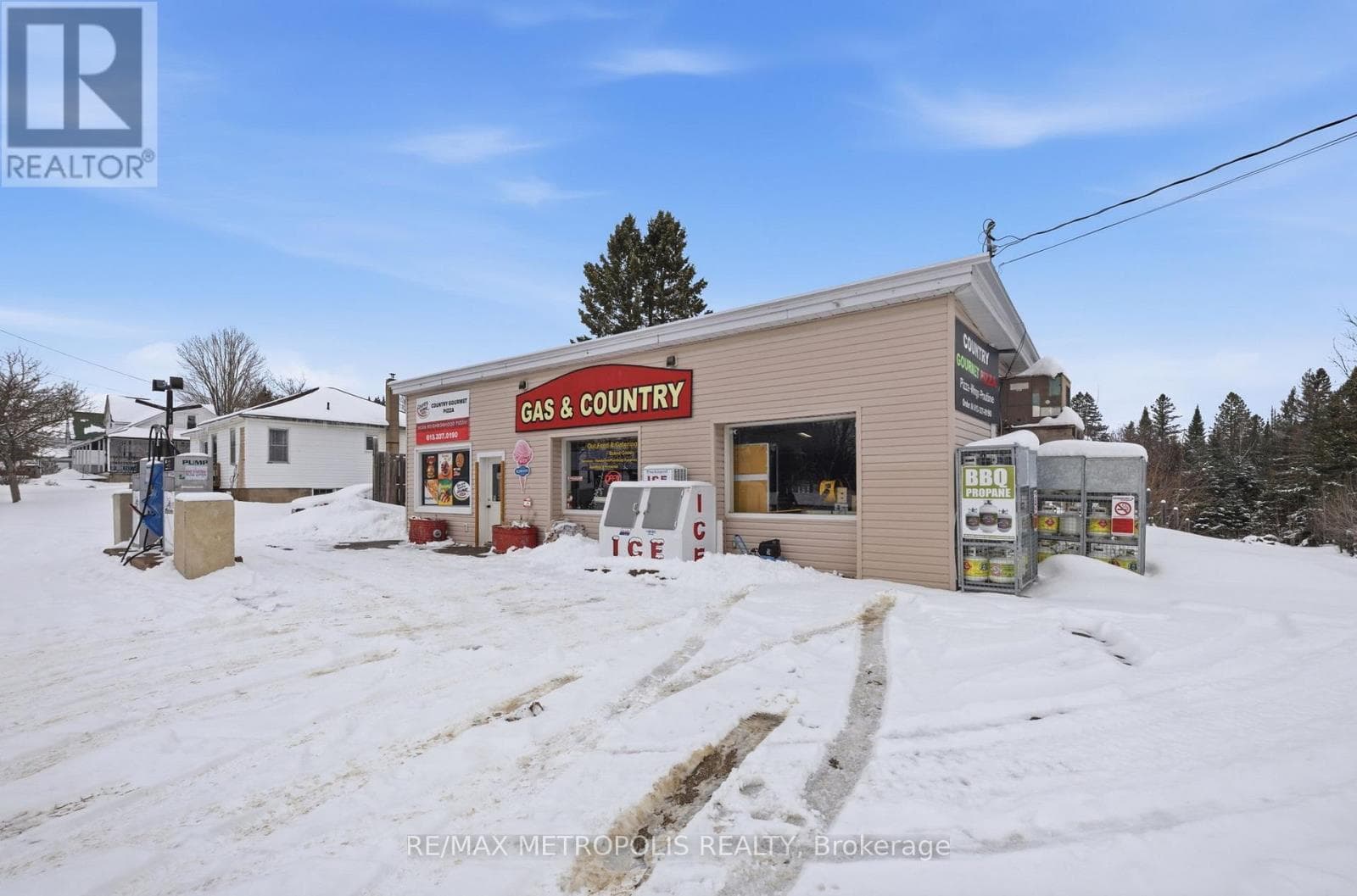 5614 HWY 620 photo 2
