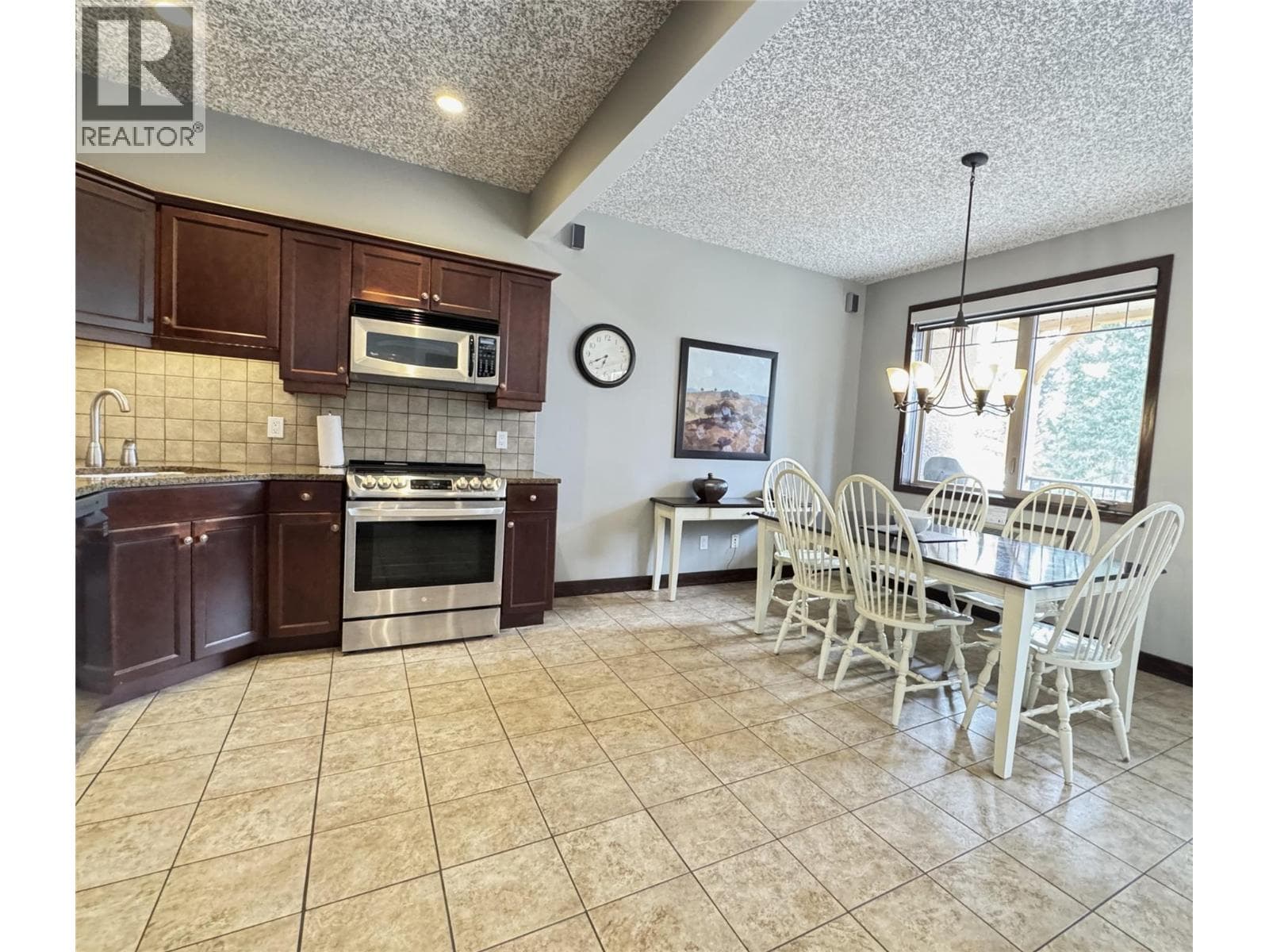300 BIGHORN Boulevard Unit# 322D photo 2