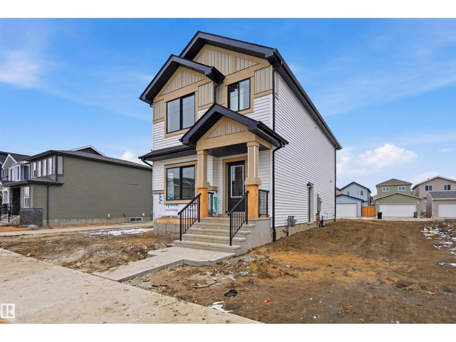 4 bed 3 bath single family at 2307 160 ST SW — $545,000