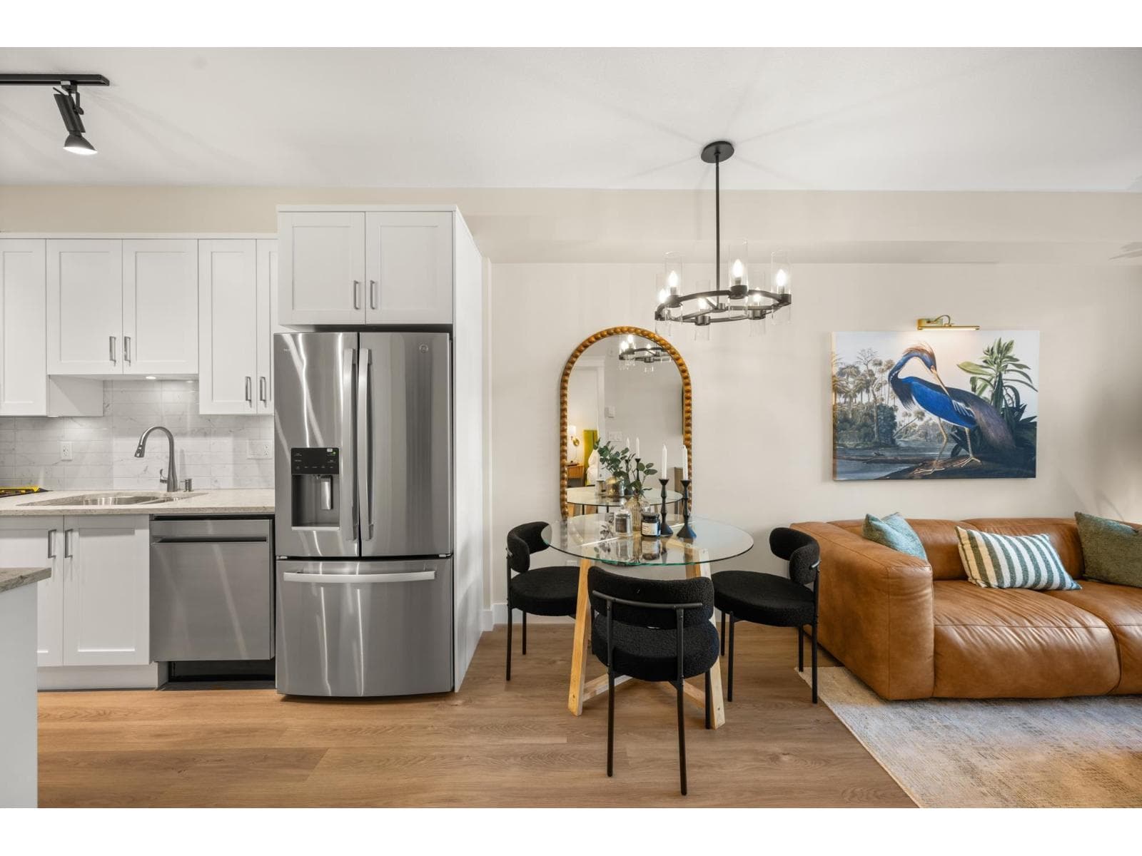 A126 8233 208B STREET STREET photo 5