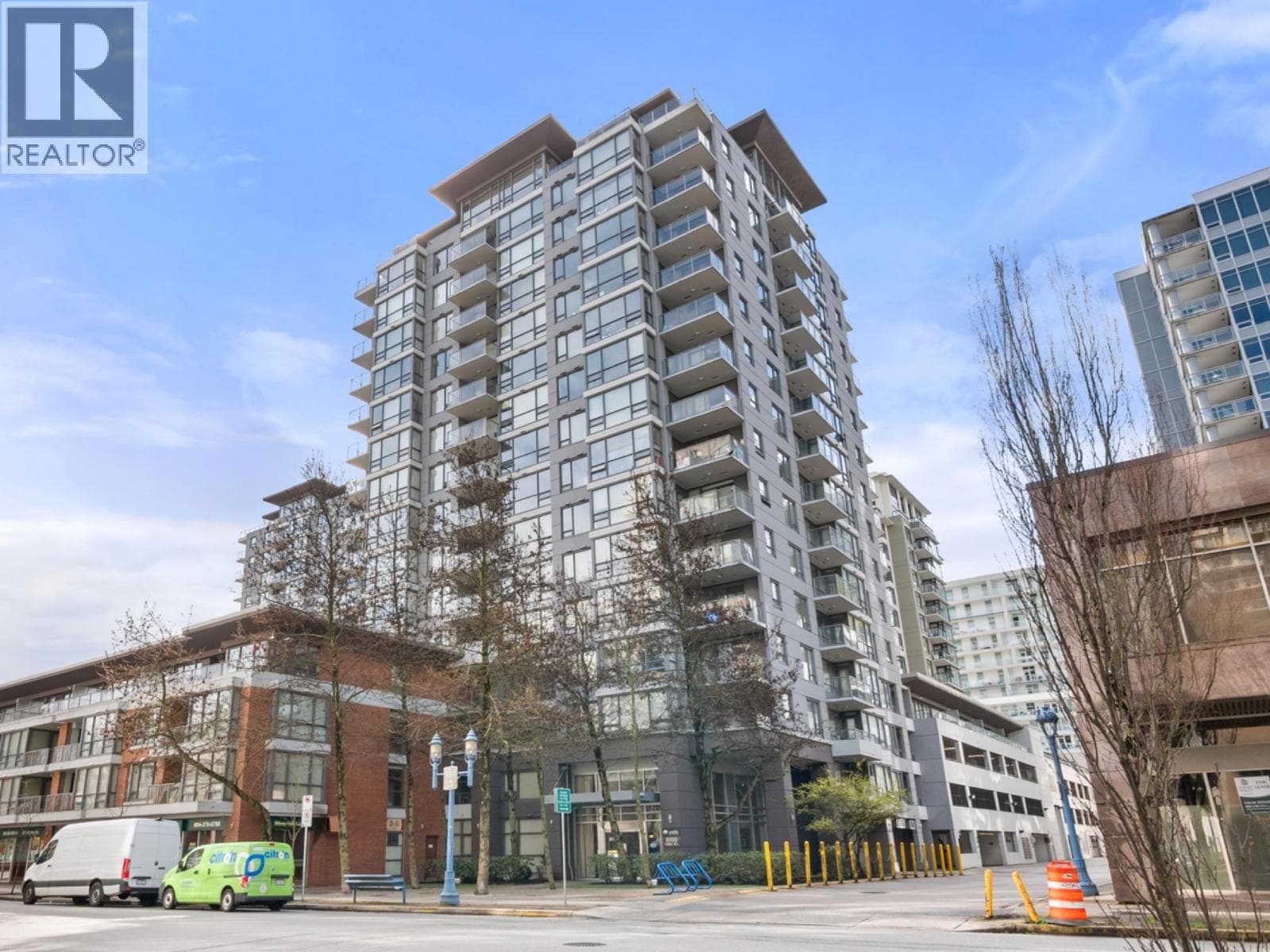 1 bed 1 bath single family at 905 8100 SABA ROAD — $483,000