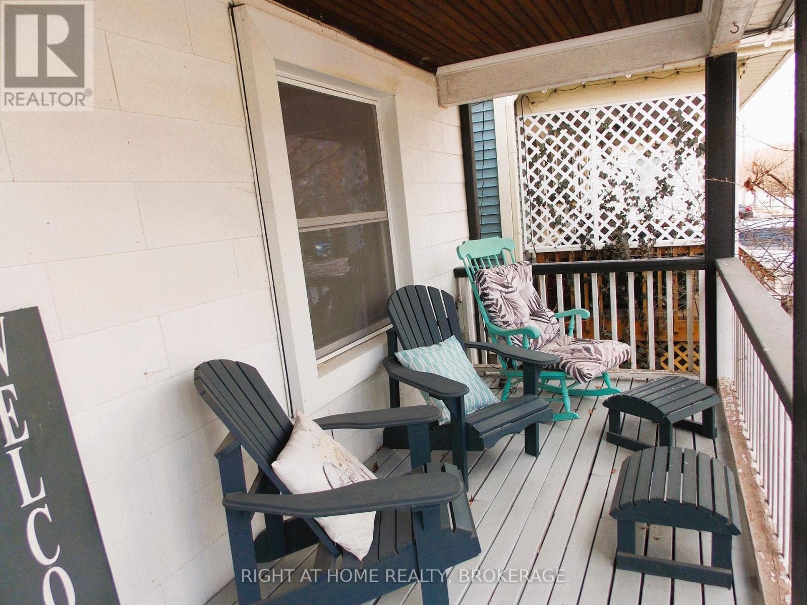 88 CHAPLIN AVENUE photo 4