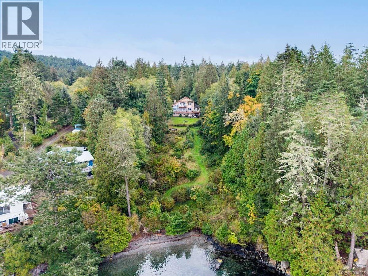 7002 East Sooke Rd photo 2