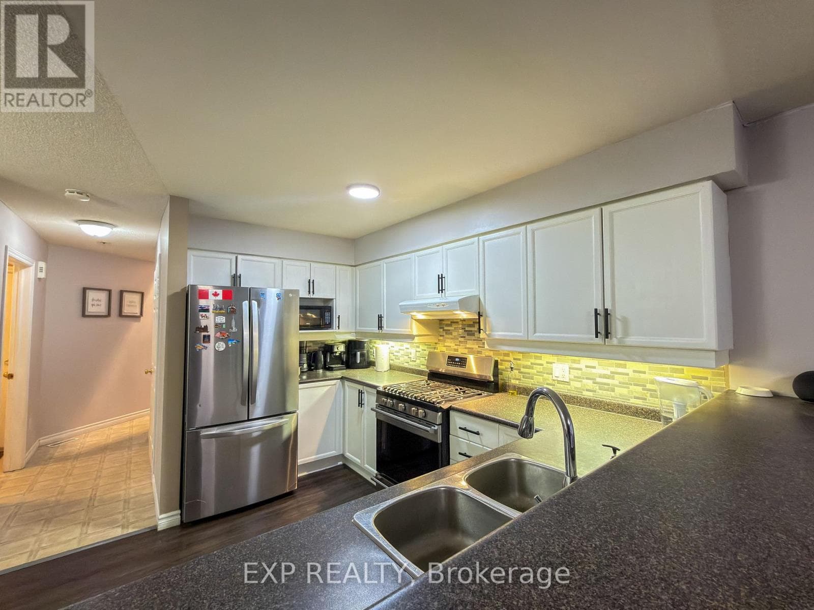 1360 ASPENRIDGE CRESCENT photo 5