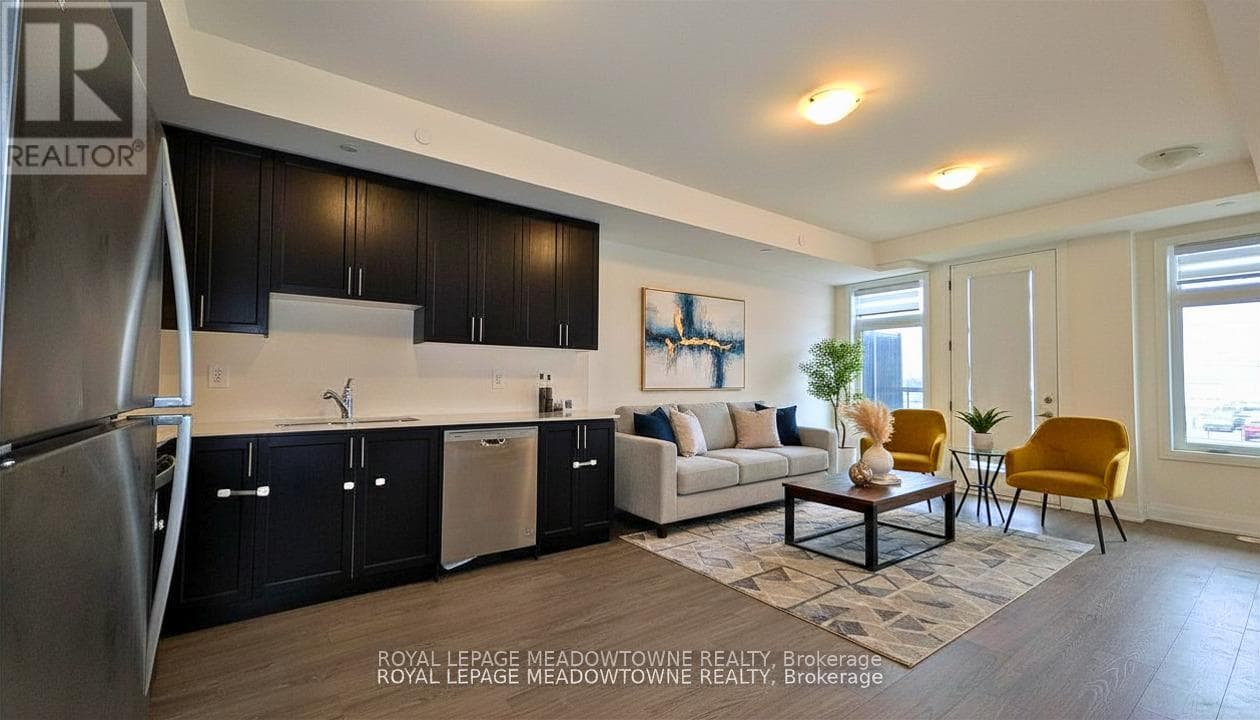 319 - 755 OMEGA DRIVE photo 5